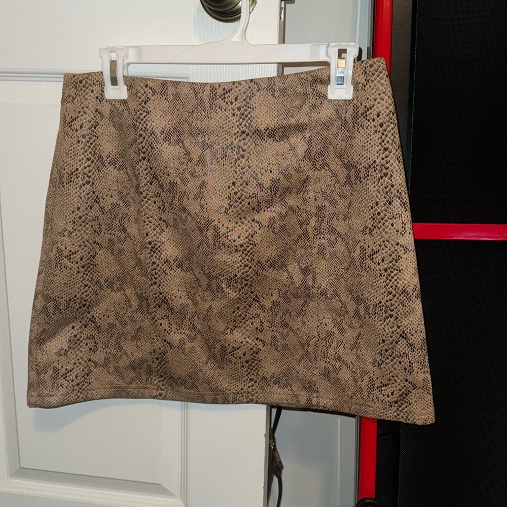 Snake skin print skirt